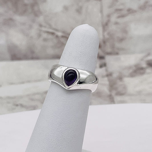 ST1687  Amethyst  Ring #7