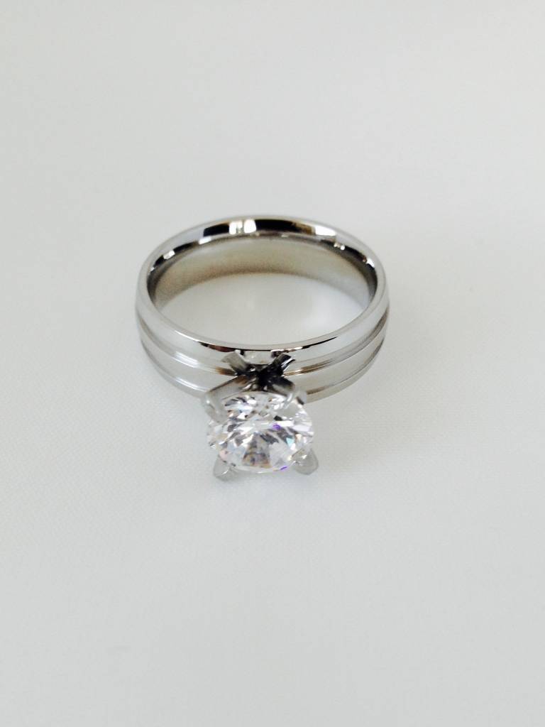 SS843R Engagement Ring