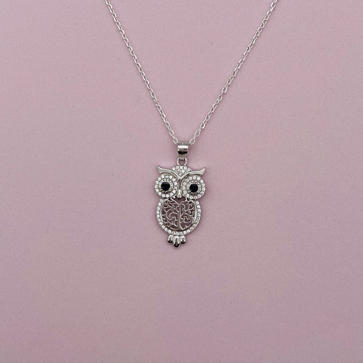 Z-940  Necklace owl 18" long