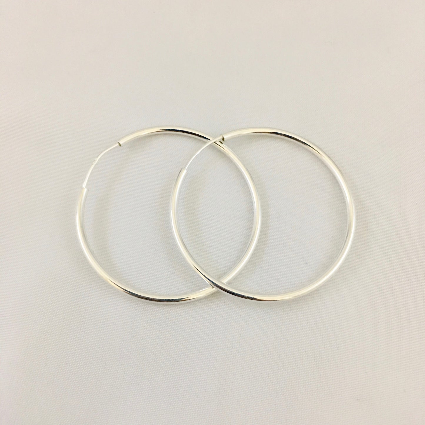 S879ER Continus Hoop Earrings