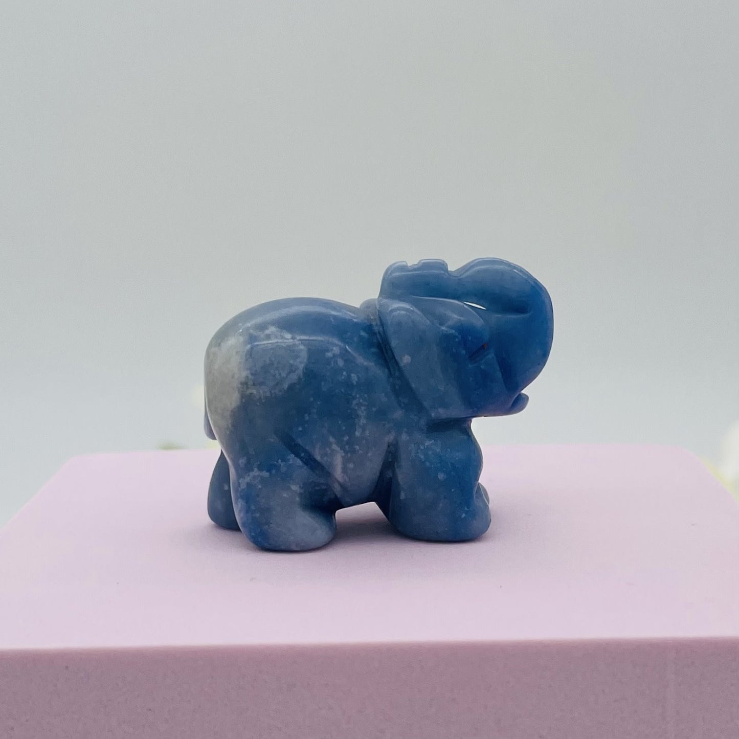 ST1518  Blue Aventurine Elephant 1.5"