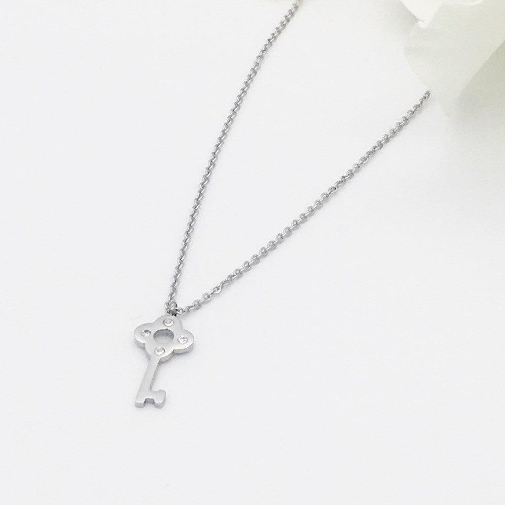 SS1432 17" Key Necklace