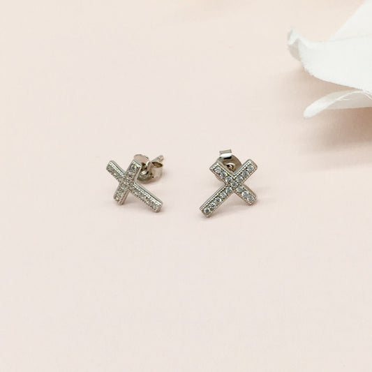 Z1389 Cross Earrings 12mm. x 9mm.