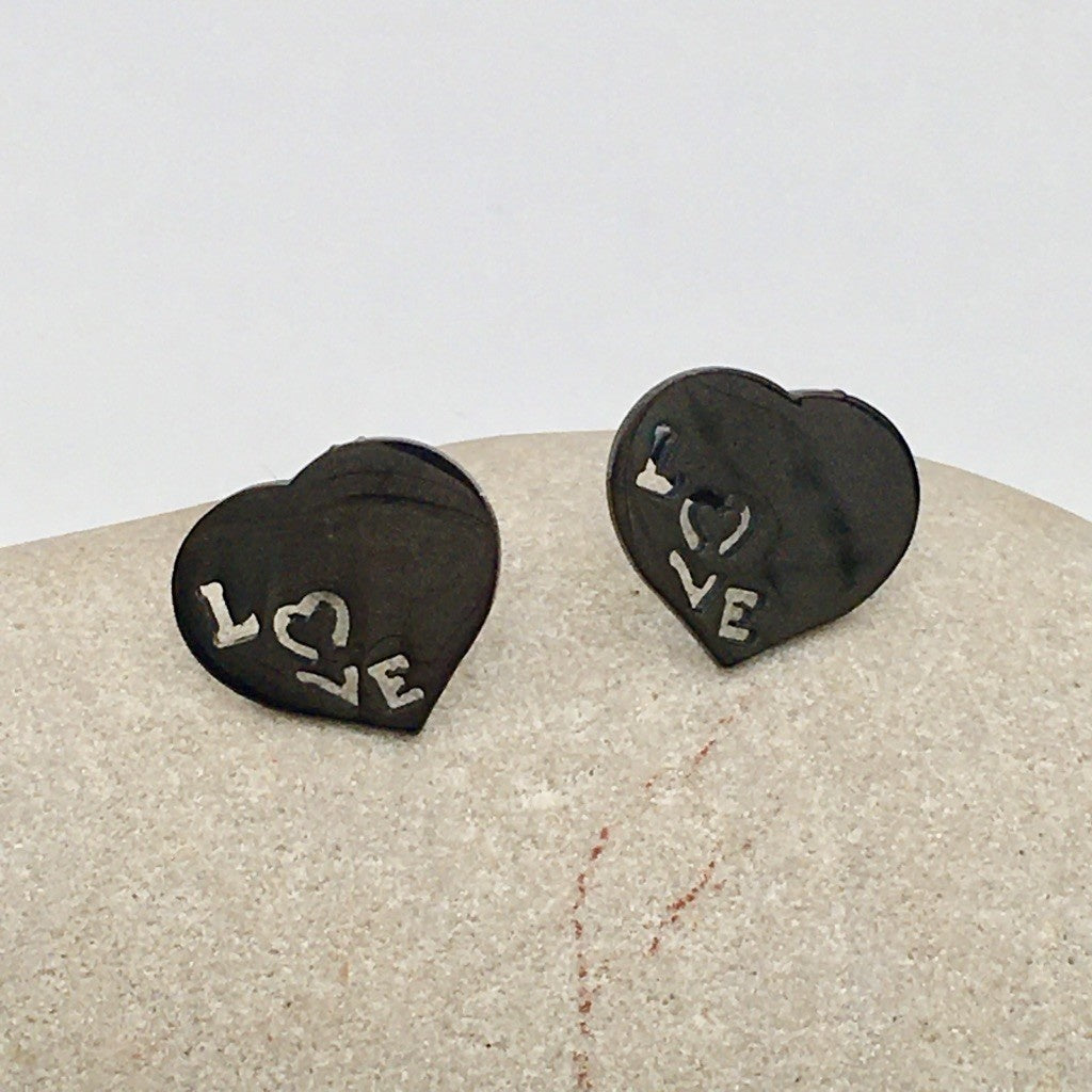 SS1402 Love Heart Earrings