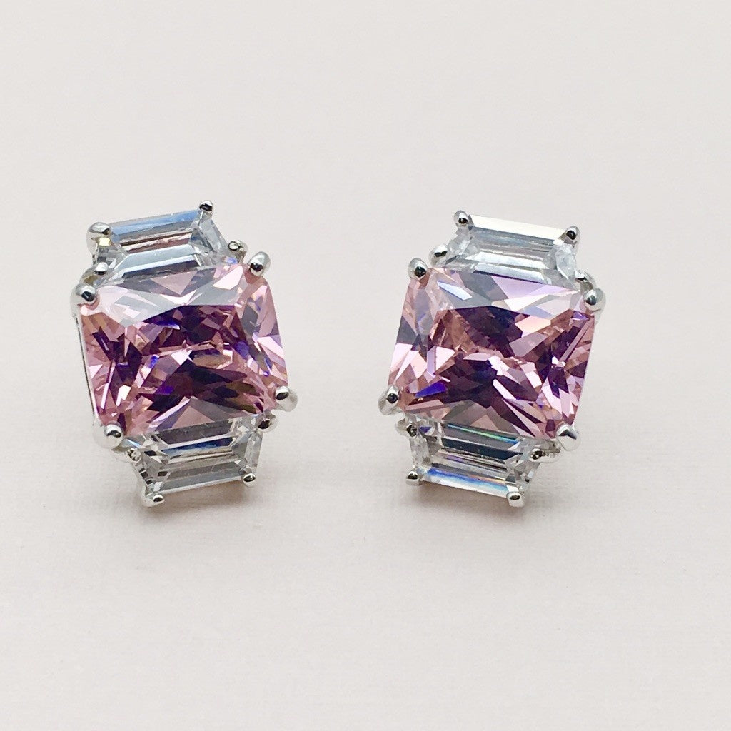 Z-312 Earrings Pink 15x10mm.