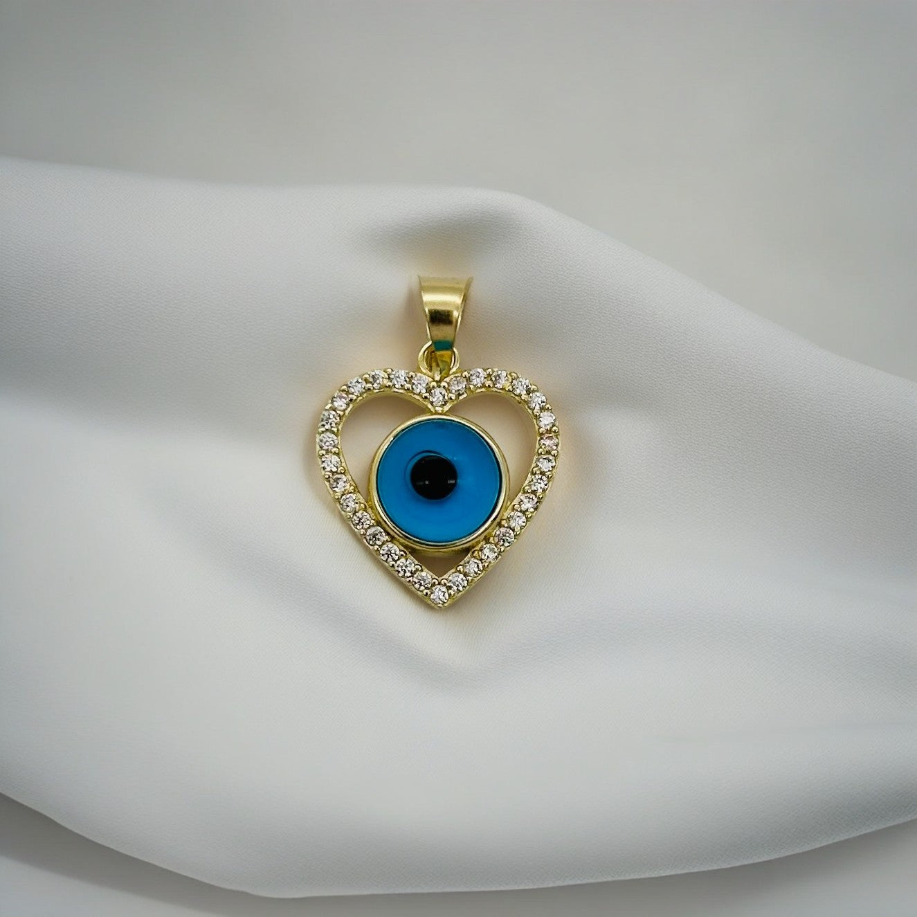 G405P 14K Gold Heart and  Eye Pendant