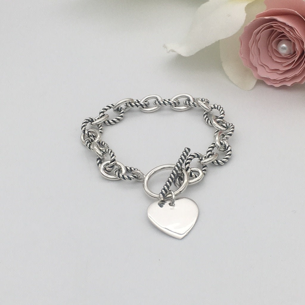 S1540BL Oval Cable Bracelet  With Heart 8"