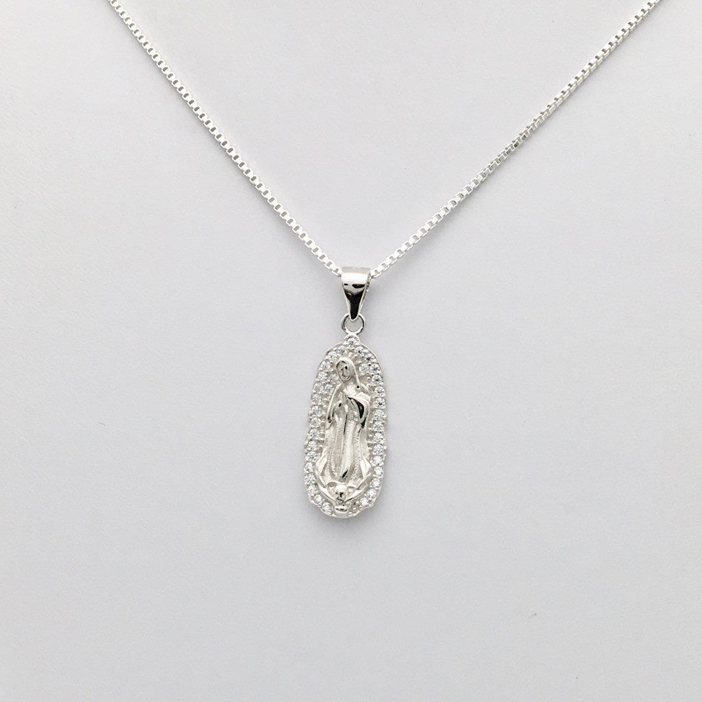 Z1296 18" Mother Mary Necklace