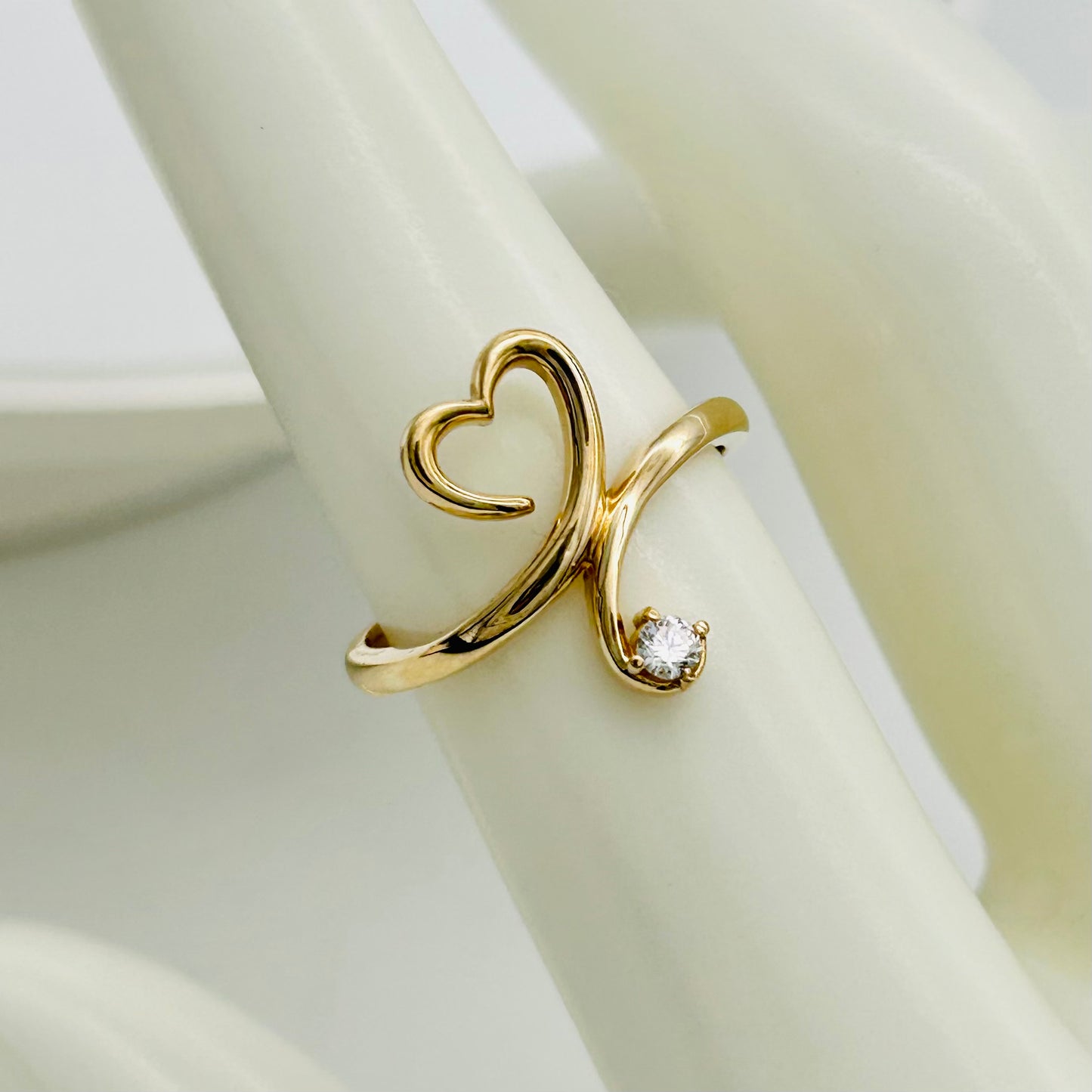 G400 14K Gold Heart Ring