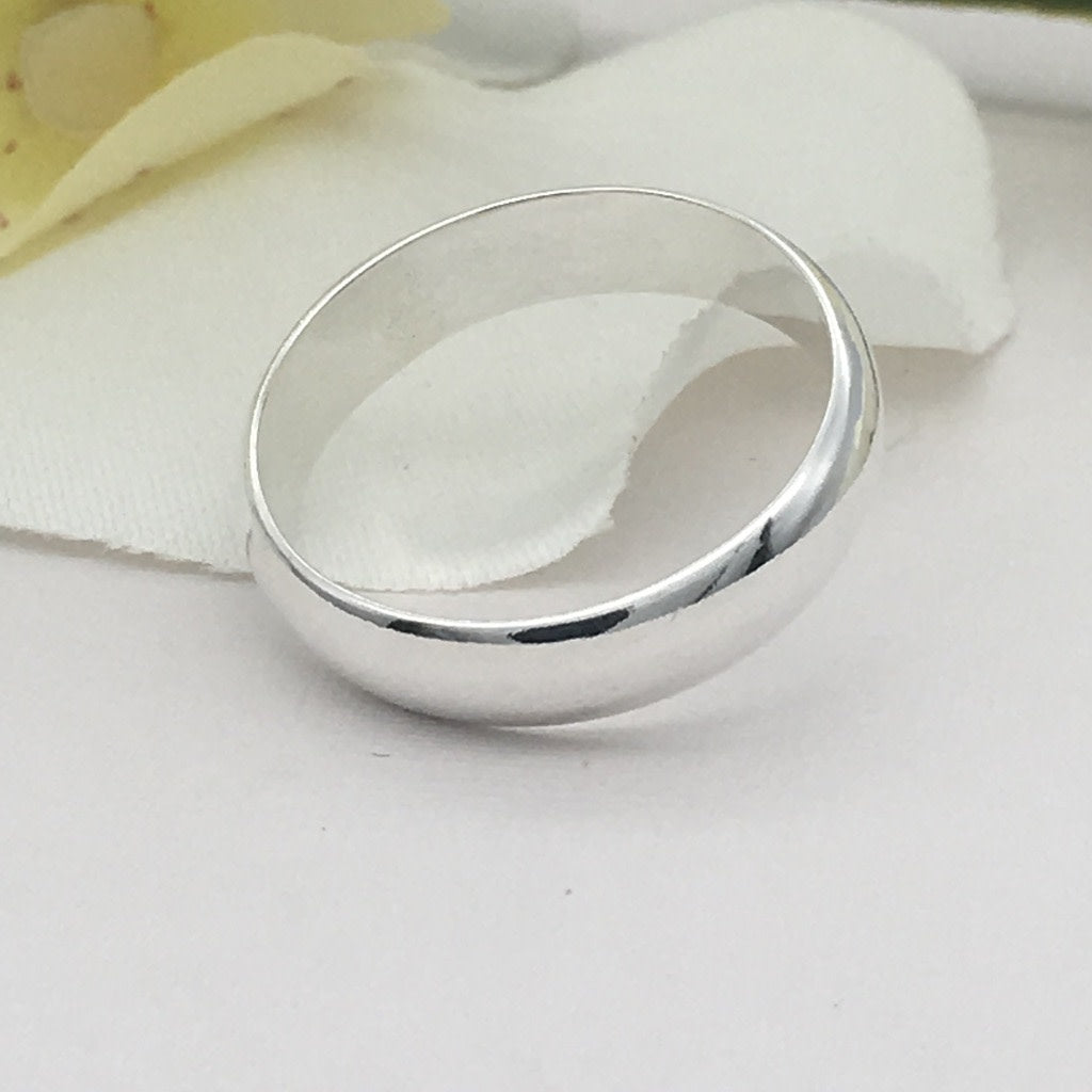 S852R Wedding Band 4mm.