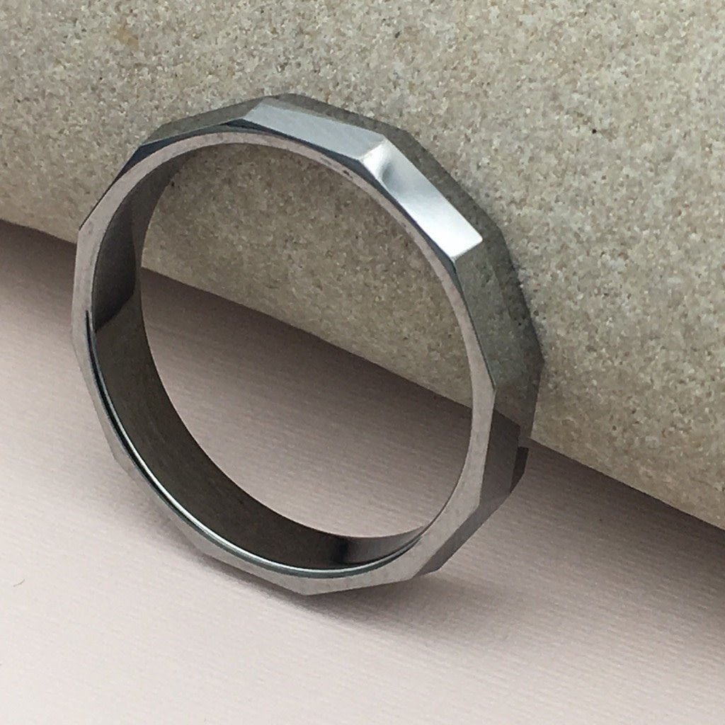 T807R Tungsten Ring