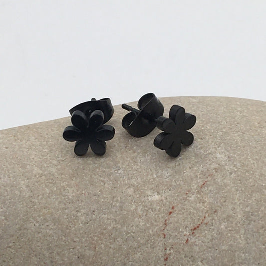 SS1436 7mm. Black Flower Earrings