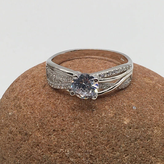 Z1348R Clear Engagement Ring