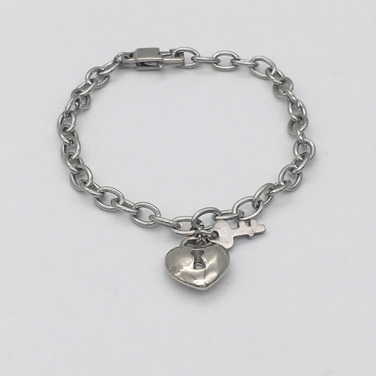 SS1501  7" Heart With Key Bracelet