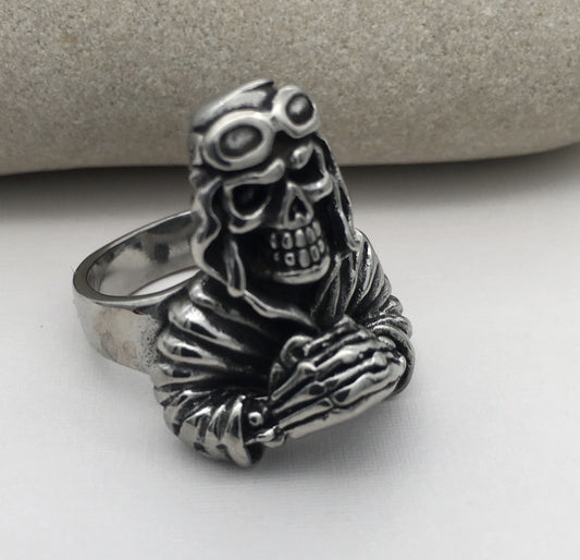 SS1067 Skull Biker Ring