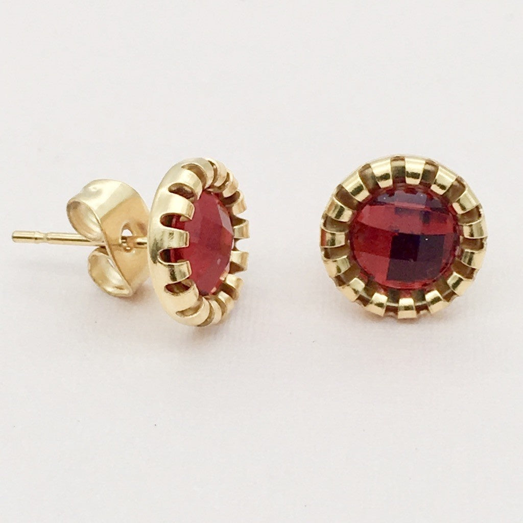 SS1175 10mm.  Gold Plated Red Earrings