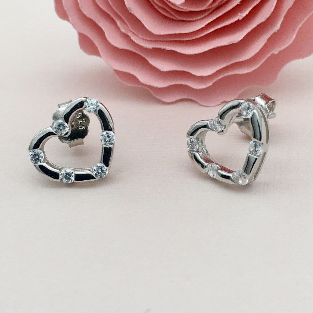 Z1316 Heart Earrings