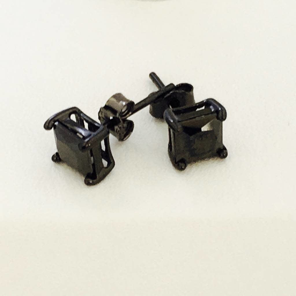 Z1104  2.5mm. Black Plated Earrings