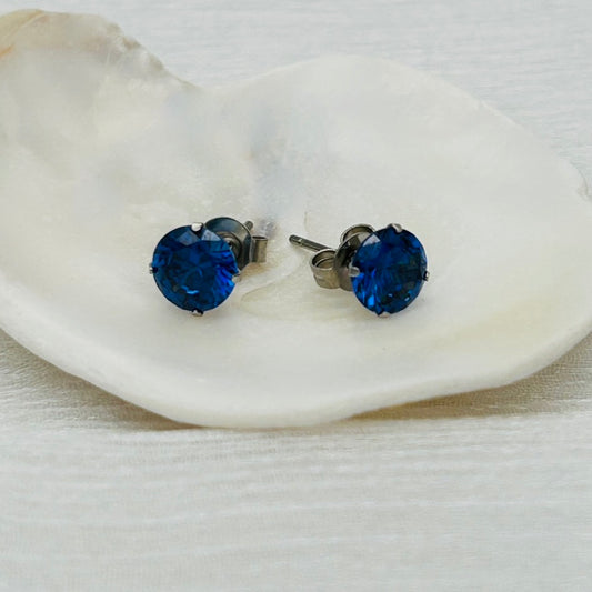 SS1040ER Sapphire Post Earrings 7mm.