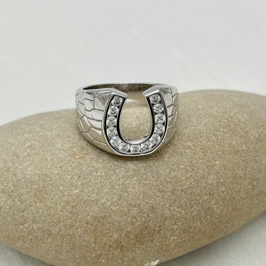 Z1828R Horseshoe Men's Ring