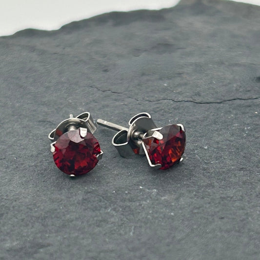 SS1040ER 5mm. Surgical Steel Garnet final sale