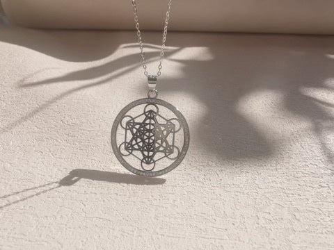 Z1838P Metatron Pendant 28mm. x 35mm.