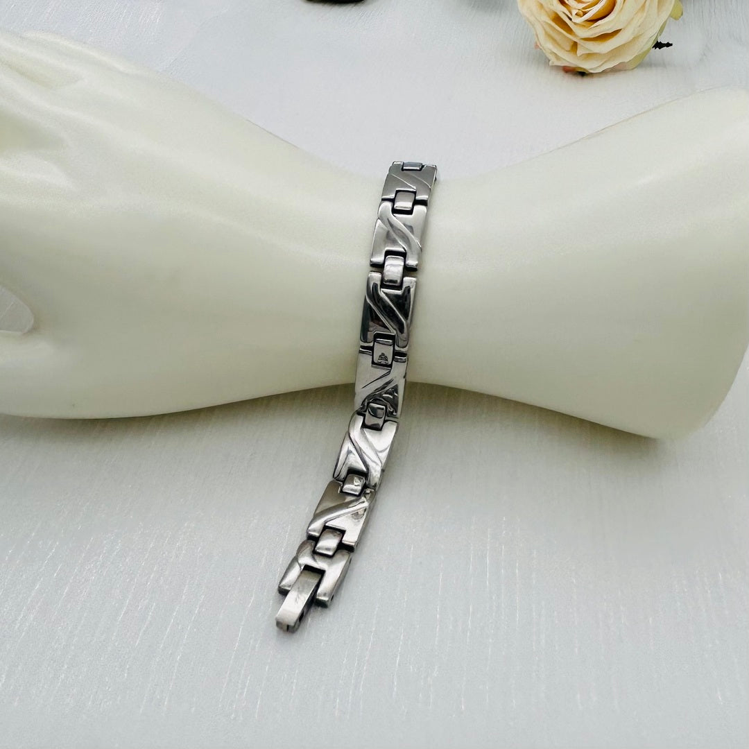 SS1526BL Bracelet With Germanium 7"